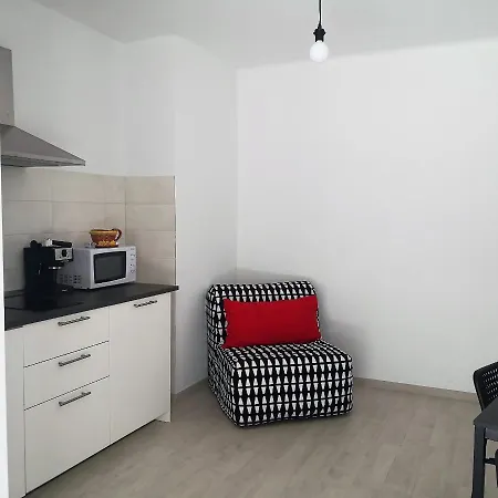 Grazioso Bilocale Al Mare Apartamento