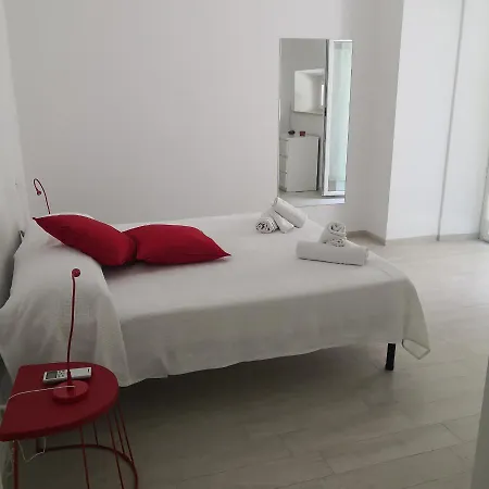 Apartamento Grazioso Bilocale Al Mare