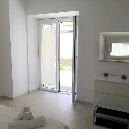 Grazioso Bilocale Al Mare דירה